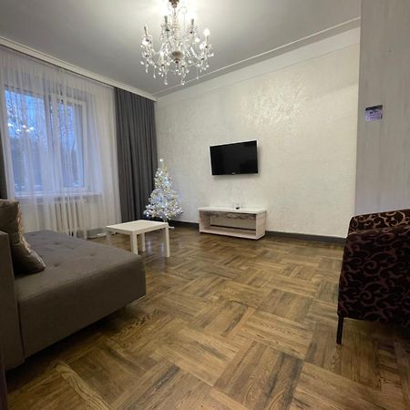 Apartment On Soborna 101 Winnyzja Exterior foto
